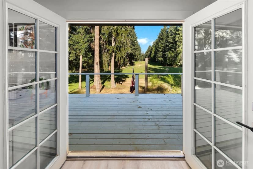 Property photo for 11107 Tahoma Drive, Anderson Island photo 13