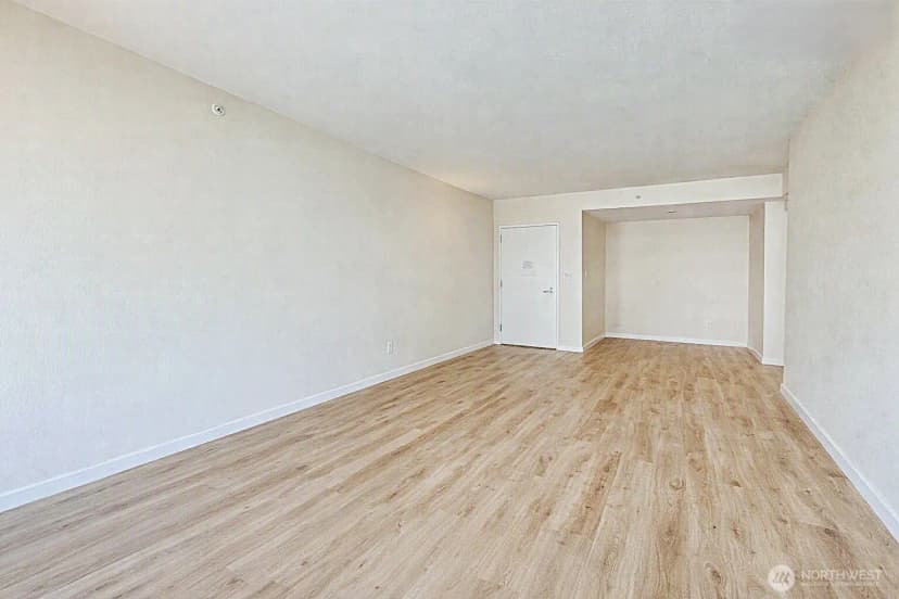 Property photo for 1415 2nd Avenue #1106, Seattle photo 5