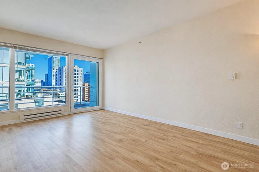 Property photo for 1415 2nd Avenue #1106, Seattle photo 4