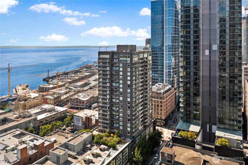 Property photo for 1415 2nd Avenue #1106, Seattle photo 3