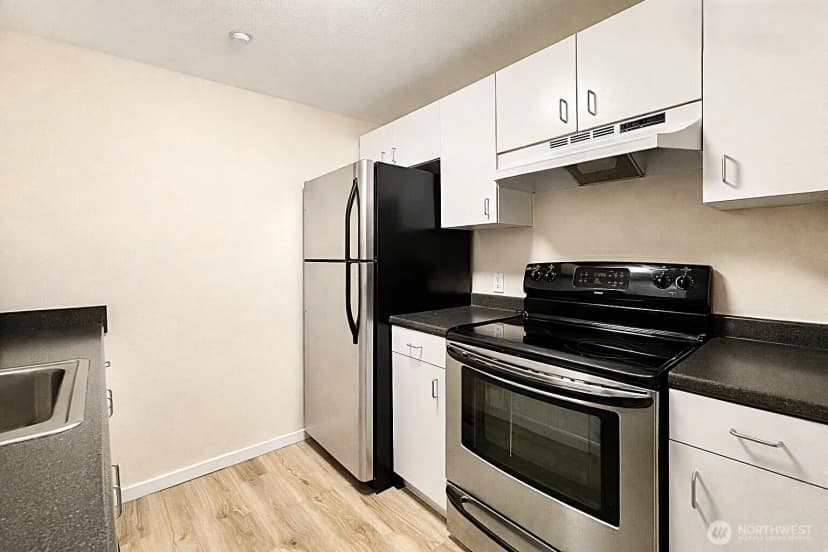 Property photo for 1415 2nd Avenue #1106, Seattle photo 7
