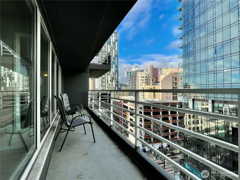 Property photo for 1415 2nd Avenue #1106, Seattle photo 13