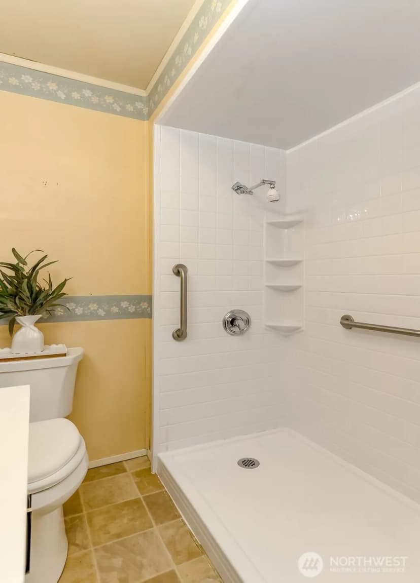 Property photo for 5206 W Werner Road, Bremerton photo 12