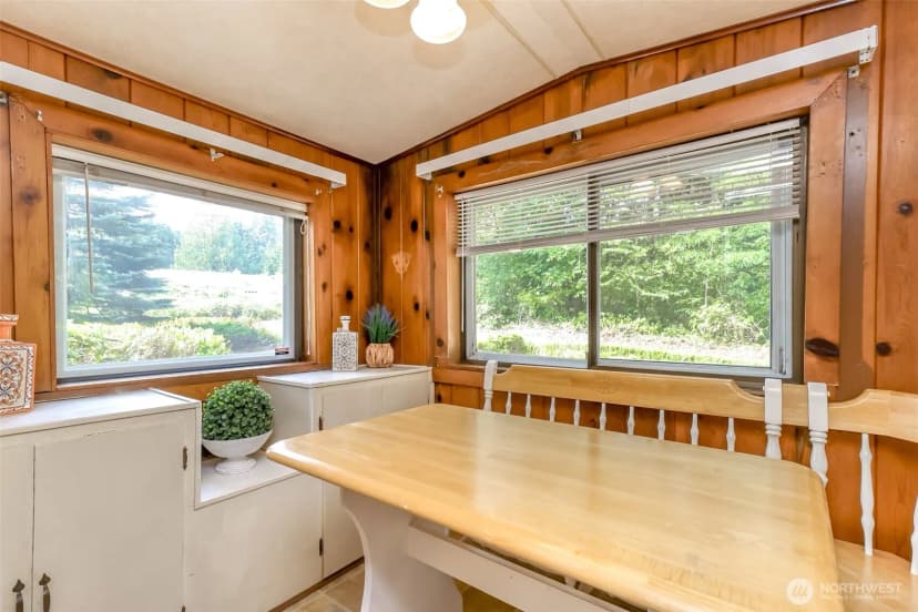 Property photo for 5206 W Werner Road, Bremerton photo 10