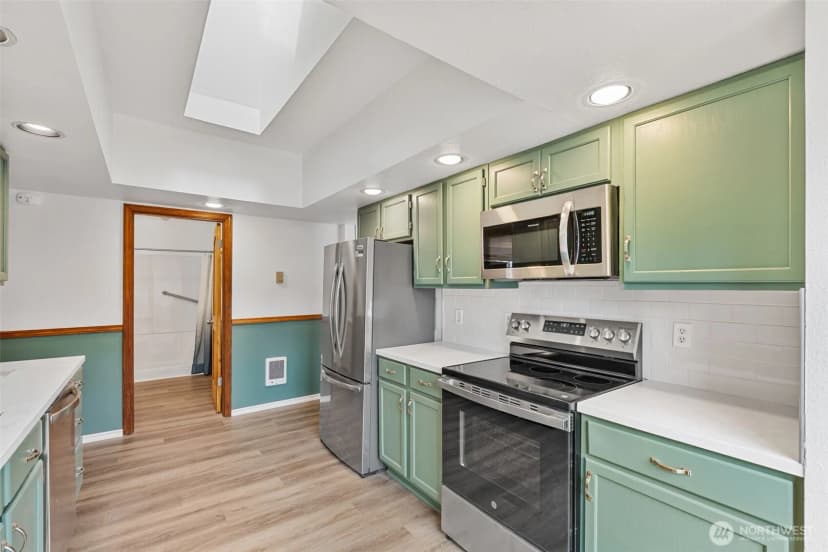 Property photo for 725 W Main Avenue, Morton photo 15
