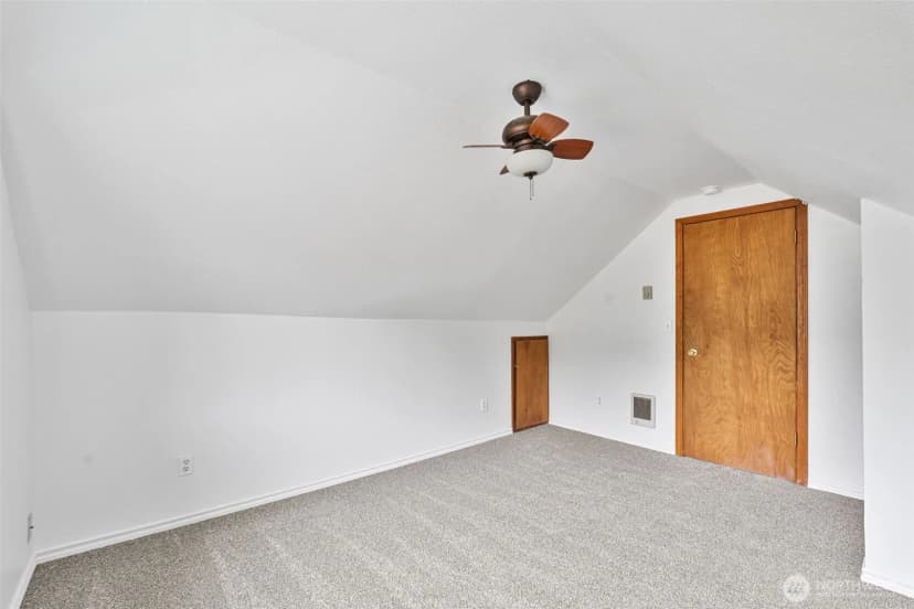 Property photo for 725 W Main Avenue, Morton photo 22