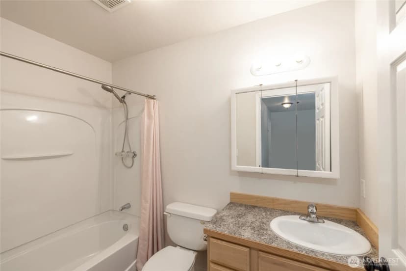 Property photo for 652 Diamond Drive, Newport photo 14