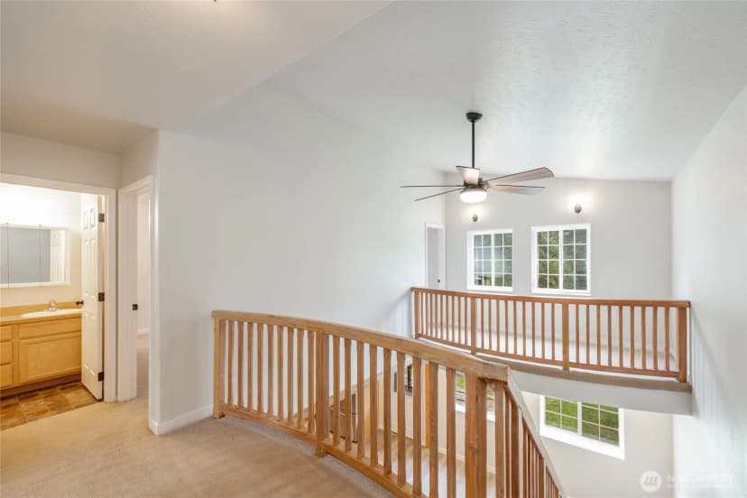 Property photo for 652 Diamond Drive, Newport photo 12