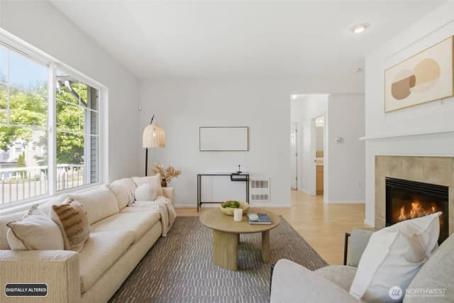 Property photo for 205 S 51st Street S #g, Renton
