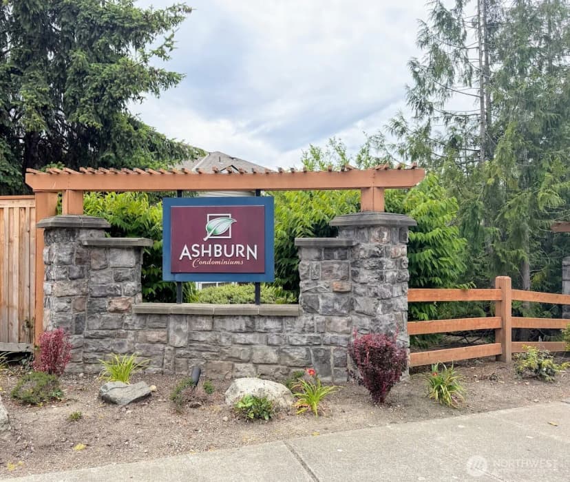 Property photo for 205 S 51st Street S #g, Renton photo 36