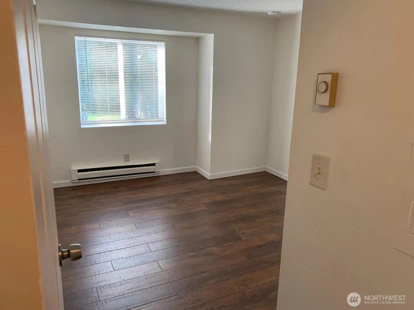 Property photo for 1609 Maple Lane #c1-c8, Kent photo 13