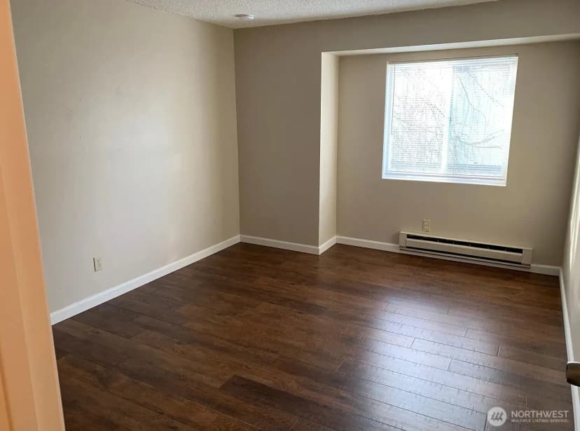 Property photo for 1609 Maple Lane #c1-c8, Kent photo 14