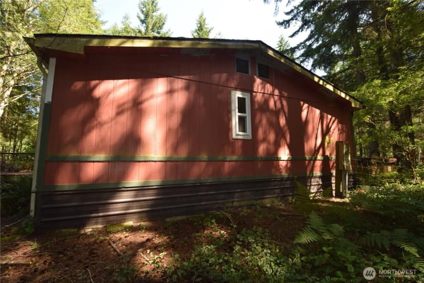 Property photo for 3312 Se Badger Lane, Port Orchard photo 4