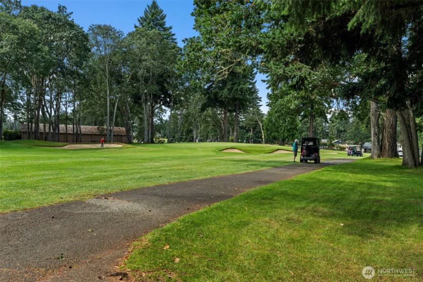Property photo for 7811 Zircon Drive Sw, Lakewood photo 40