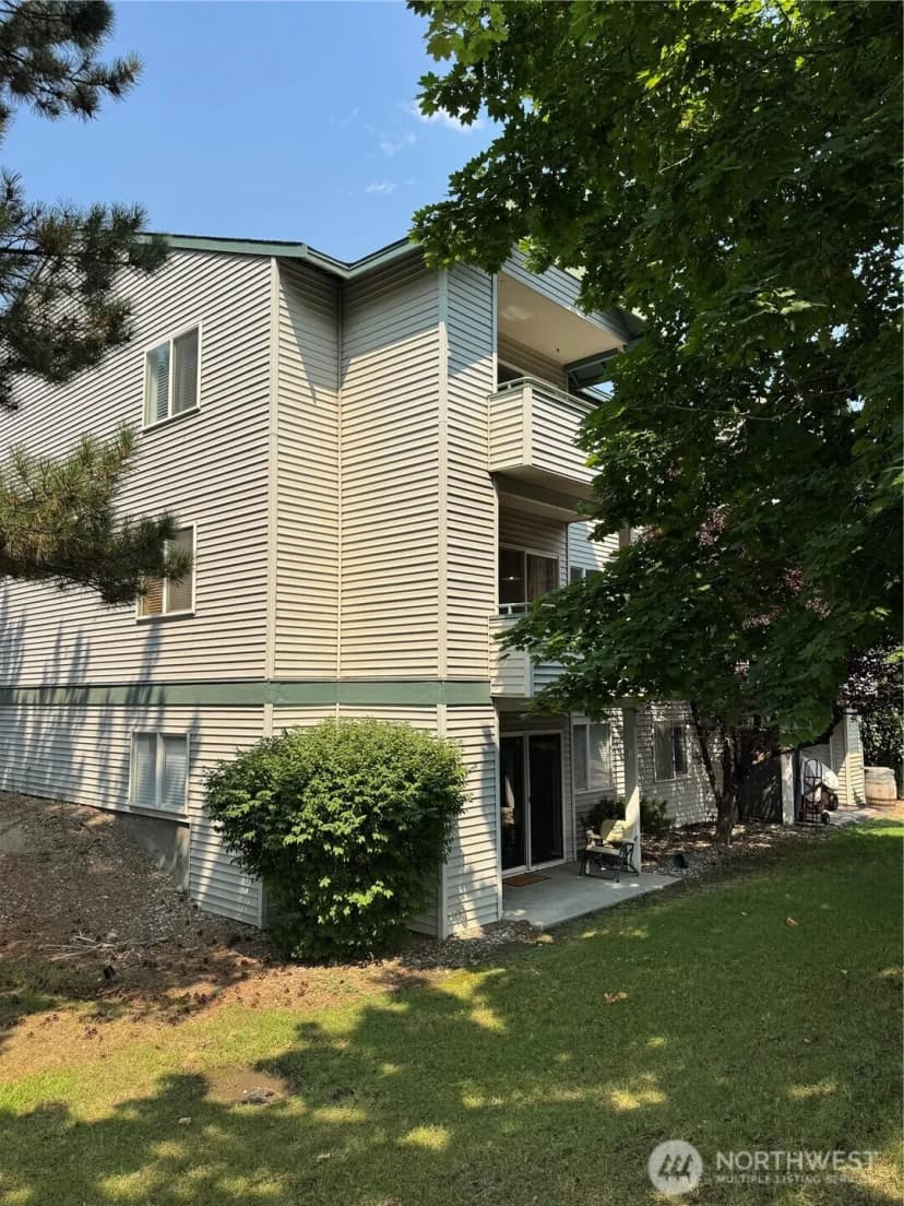Property photo for 667 4th Street Ne #l301, East Wenatchee photo 16