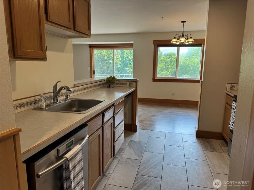 Property photo for 667 4th Street Ne #l301, East Wenatchee photo 7