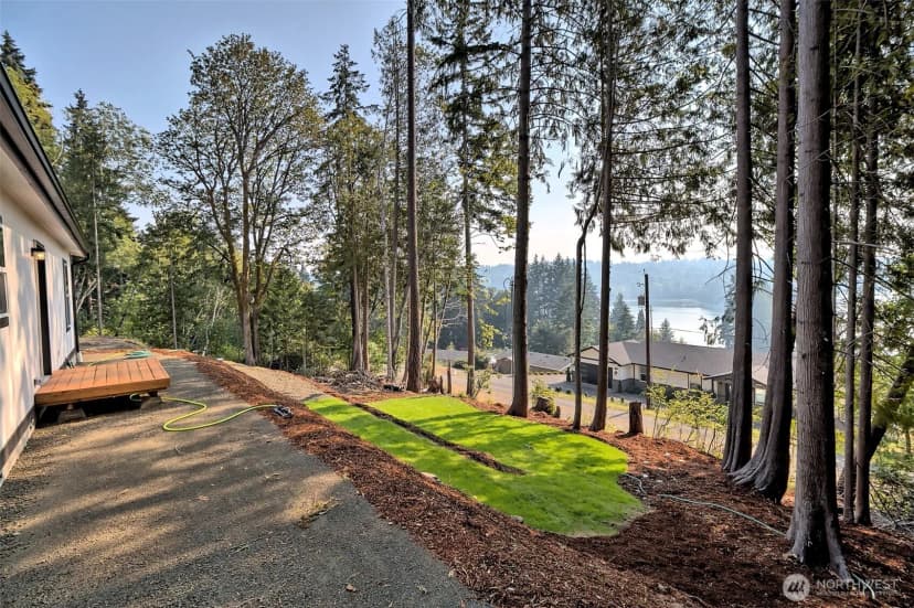 Property photo for 210 E Bridger Lane, Shelton photo 29