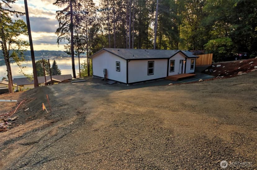 Property photo for 210 E Bridger Lane, Shelton photo 22