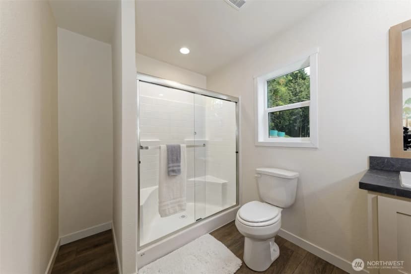 Property photo for 210 E Bridger Lane, Shelton photo 24