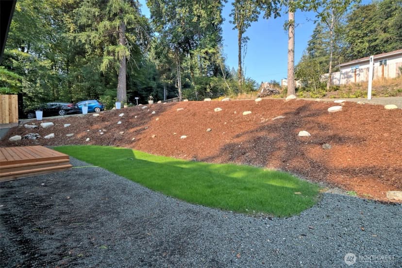 Property photo for 210 E Bridger Lane, Shelton photo 28