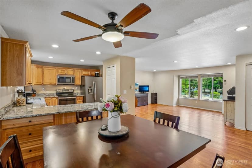 Property photo for 11404 208th Avenue E, Bonney Lake photo 10