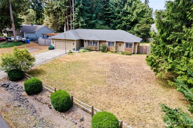 Property photo for 11404 208th Avenue E, Bonney Lake photo 2
