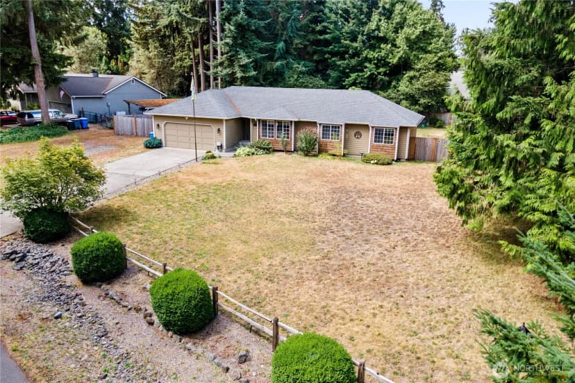 Property photo for 11404 208th Avenue E, Bonney Lake photo 2