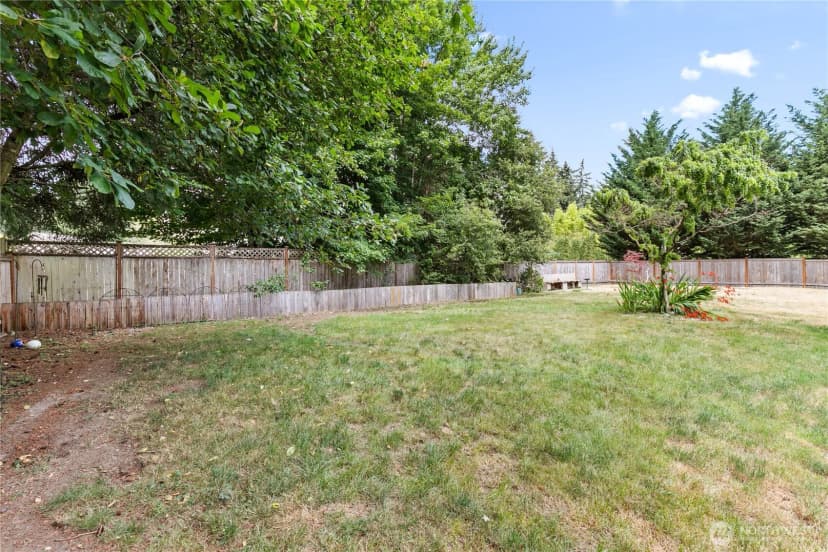 Property photo for 11404 208th Avenue E, Bonney Lake photo 24