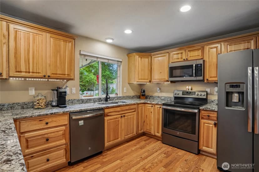 Property photo for 11404 208th Avenue E, Bonney Lake photo 8