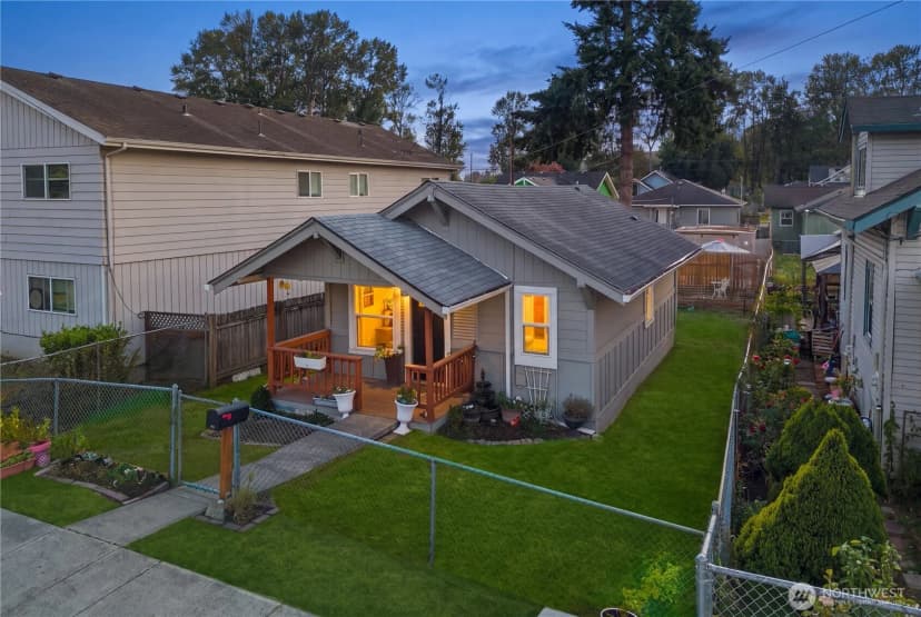 Property photo for 803 N Pacific Avenue, Kelso photo 5