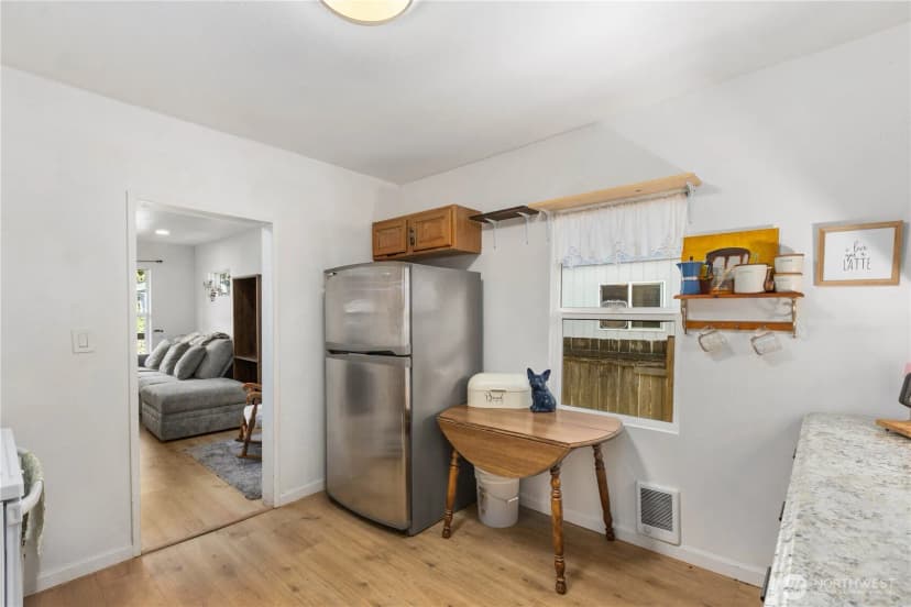 Property photo for 803 N Pacific Avenue, Kelso photo 14