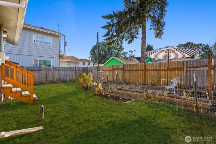 Property photo for 803 N Pacific Avenue, Kelso photo 24