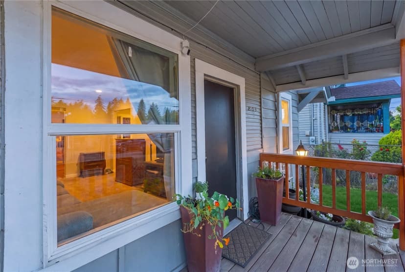 Property photo for 803 N Pacific Avenue, Kelso photo 8