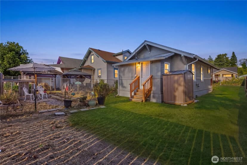 Property photo for 803 N Pacific Avenue, Kelso photo 30