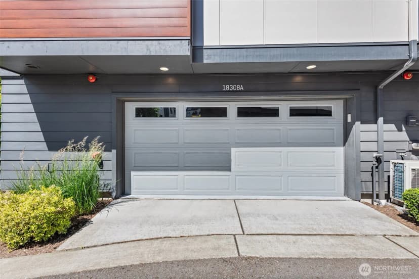 Property photo for 18308 96th Avenue Ne #a, Bothell photo 25