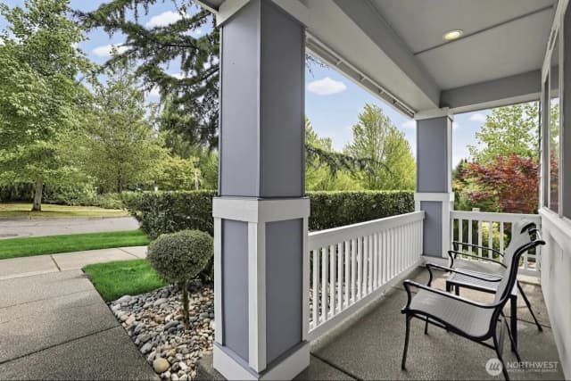 Property photo for 34331 Se Jacobia Street, Snoqualmie photo 2