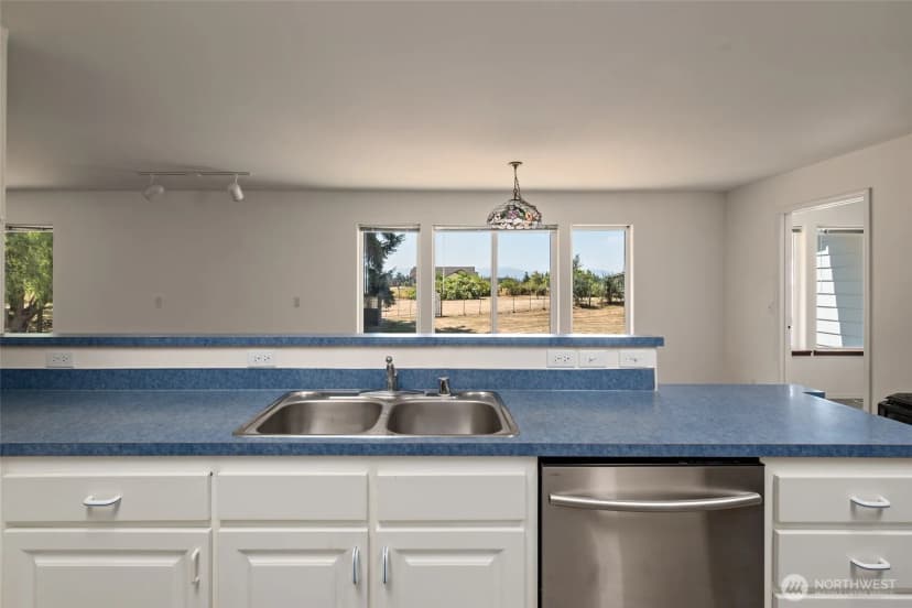 Property photo for 830 Rusty Road, Coupeville photo 18