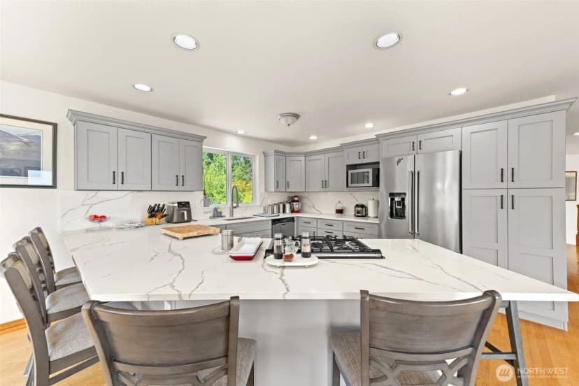 Property photo for 11002 Moller Drive Nw, Gig Harbor photo 12
