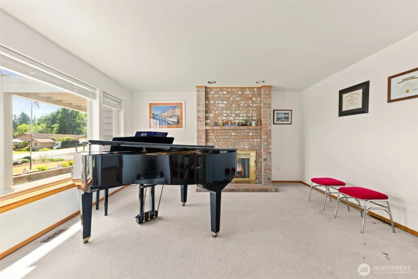 Property photo for 11002 Moller Drive Nw, Gig Harbor photo 25