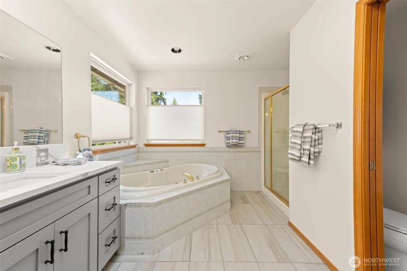 Property photo for 11002 Moller Drive Nw, Gig Harbor photo 21