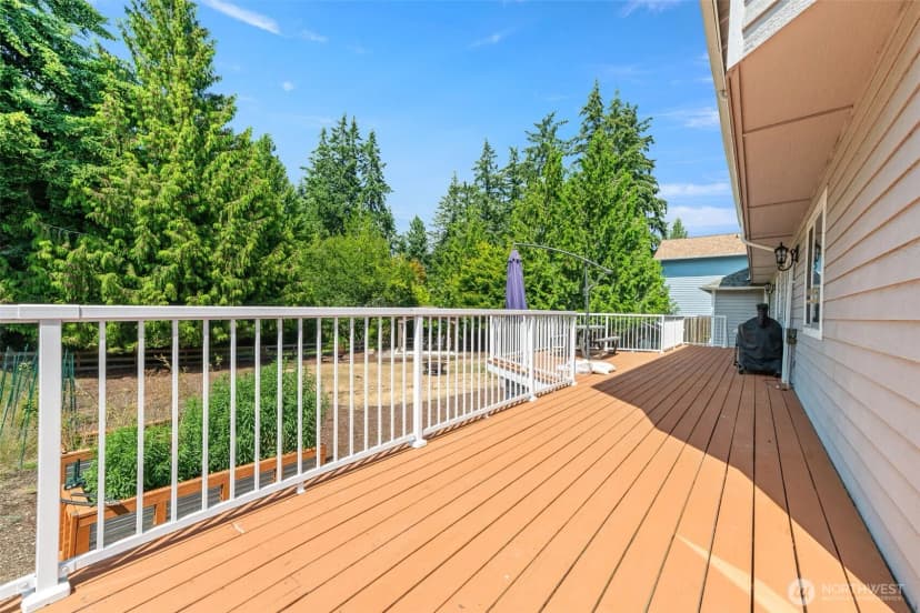 Property photo for 11002 Moller Drive Nw, Gig Harbor photo 33