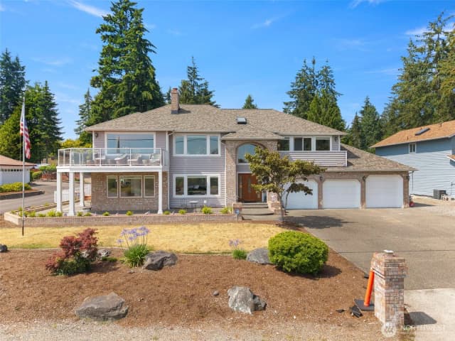 Property photo for 11002 Moller Drive Nw, Gig Harbor photo 3