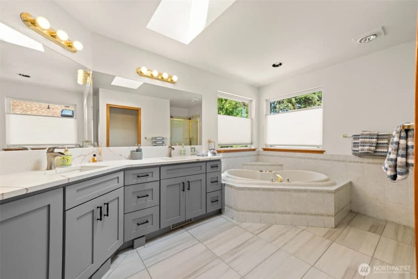 Property photo for 11002 Moller Drive Nw, Gig Harbor photo 20