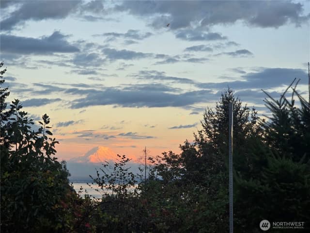 Property photo for 11002 Moller Drive Nw, Gig Harbor