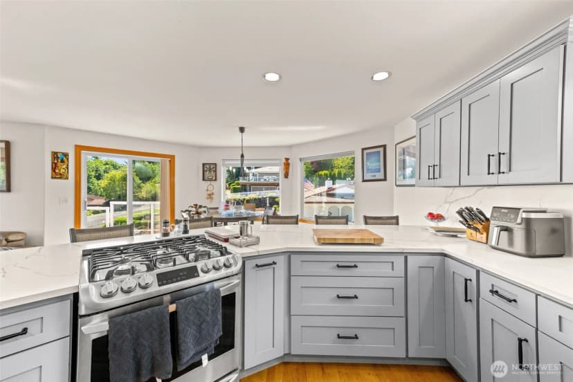 Property photo for 11002 Moller Drive Nw, Gig Harbor photo 15