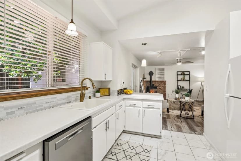 Property photo for 18110 81st Street E, Bonney Lake photo 6