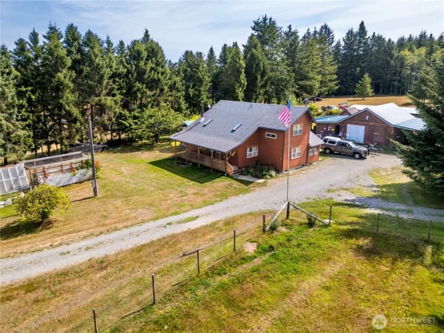 Property photo for 332 Whiskey Creek Beach Rd, Port Angeles