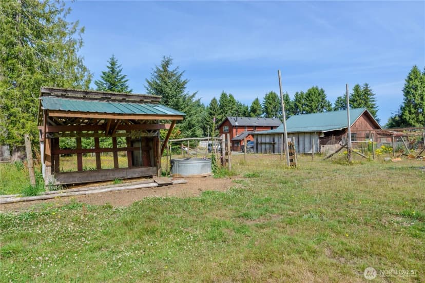 Property photo for 332 Whiskey Creek Beach Rd, Port Angeles photo 22