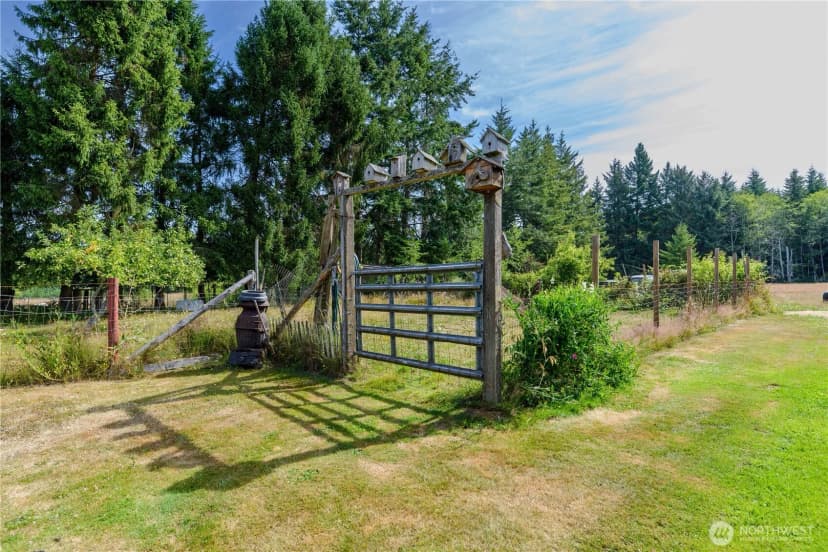 Property photo for 332 Whiskey Creek Beach Rd, Port Angeles photo 26