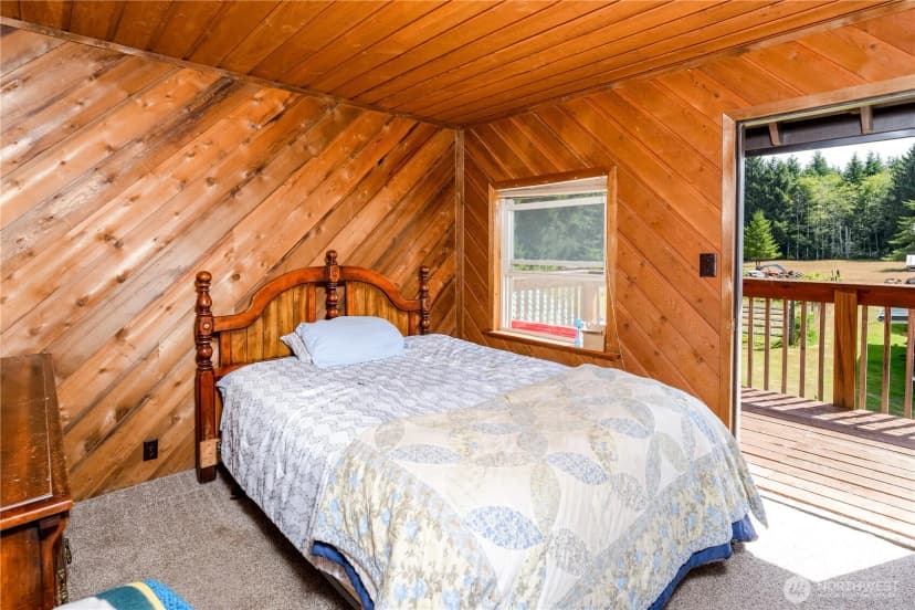 Property photo for 332 Whiskey Creek Beach Rd, Port Angeles photo 14